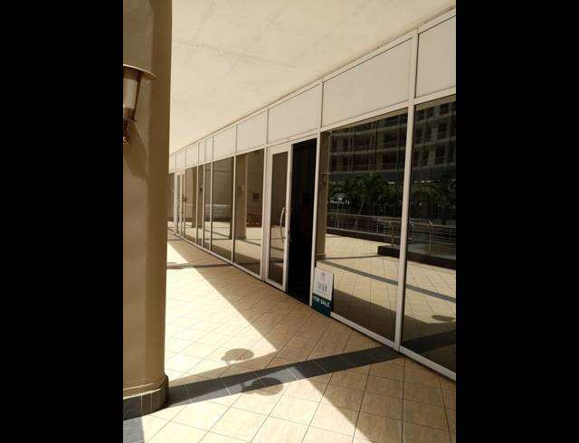 110M² OFFICE FOR SALE IN POINT WATERFRONT
